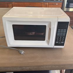 Working Microwave $20