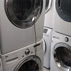 LG Washer And Gas Dryer Set For $680