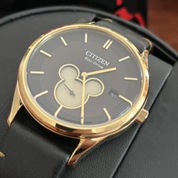 Citizen Eco Drive Disney Mickey Mouse Dial Gold Tone Quartz Watch New BV1132-16W