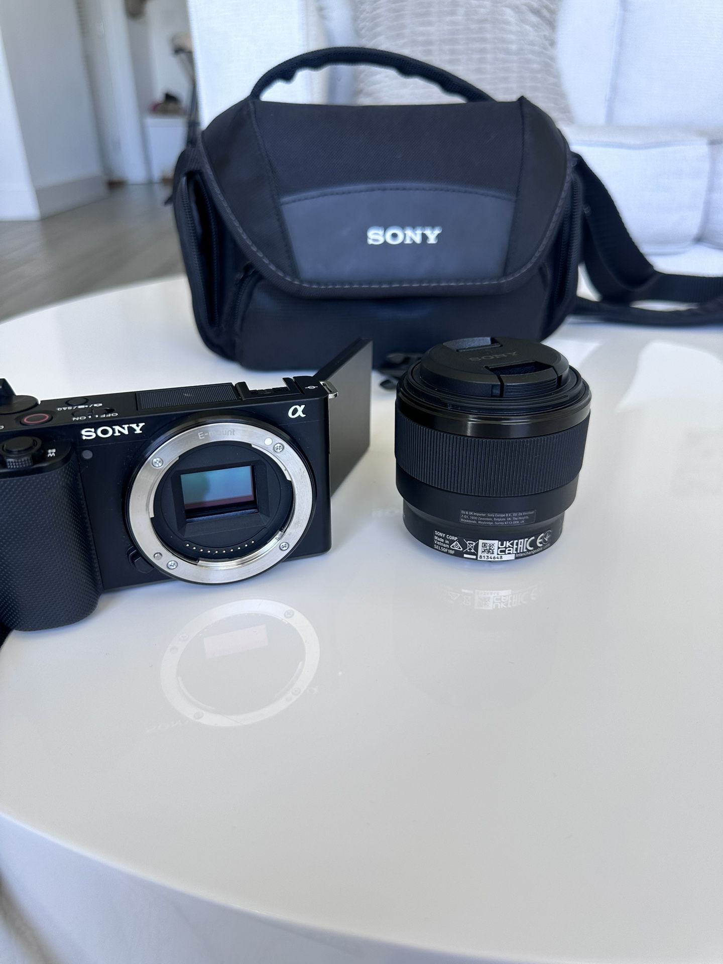 Sony ZV-E10 4K Mirrorless Camera + Sony 50mm f/1.8 Lens + Camera Bag