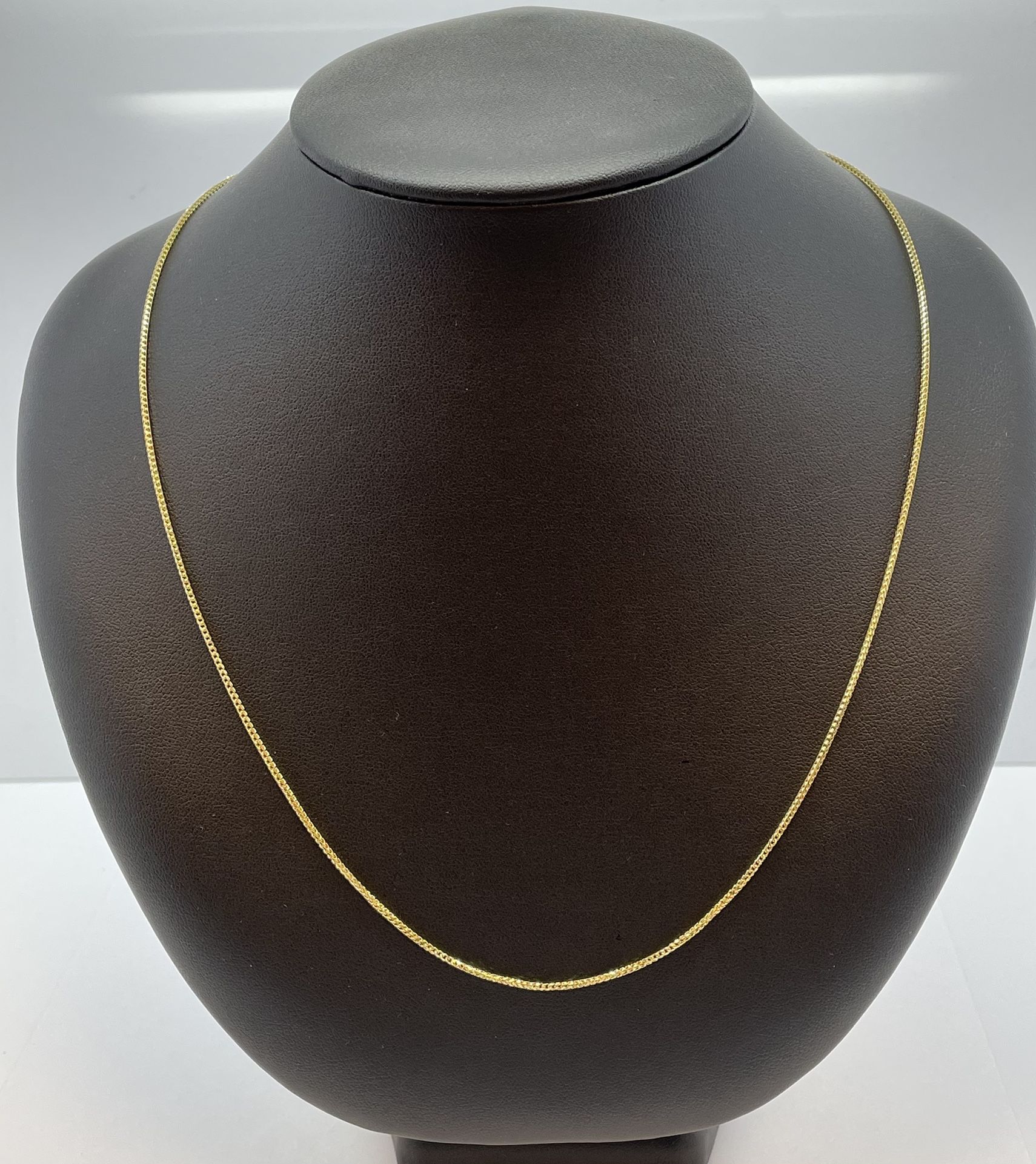 10K Gold Wheat Chain. New 