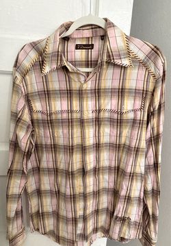 Men’s Button-Up Long Sleeve