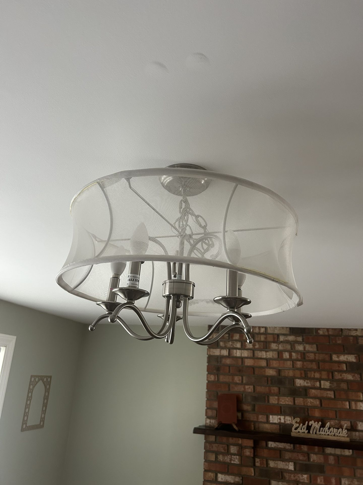 Rounded Shape Silver Metal Ceiling Chandelier With 5000k Bulbs