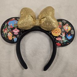 Christmas Disney Minnie Ears *Lights Up!