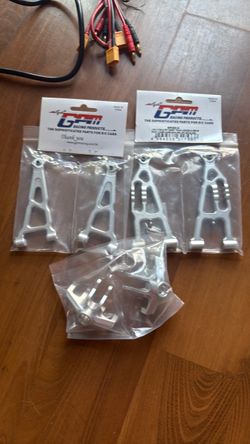 Losi baja rey v1/v2 arms and hub carrier
