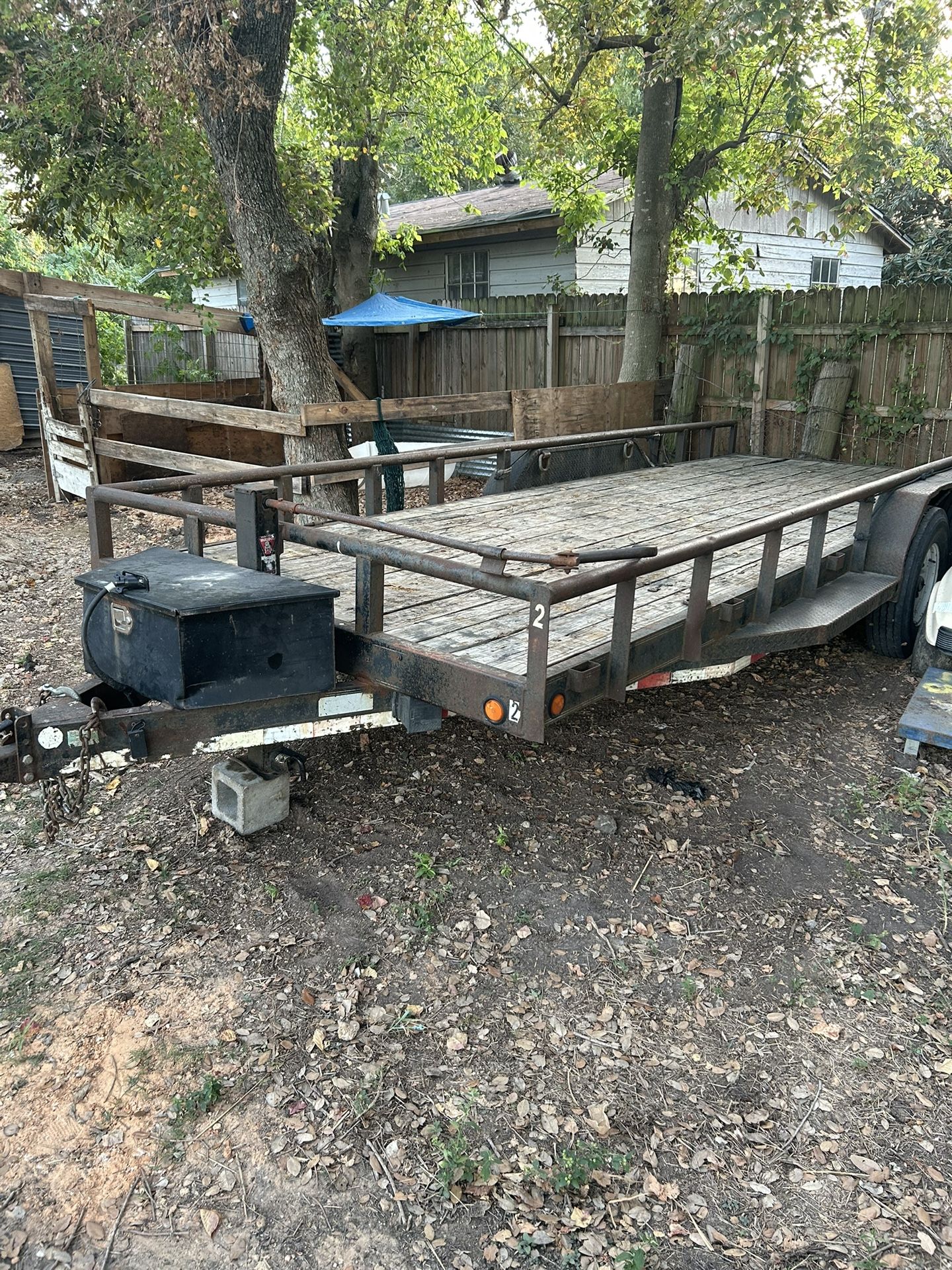 20ft Trailer 8 Lug