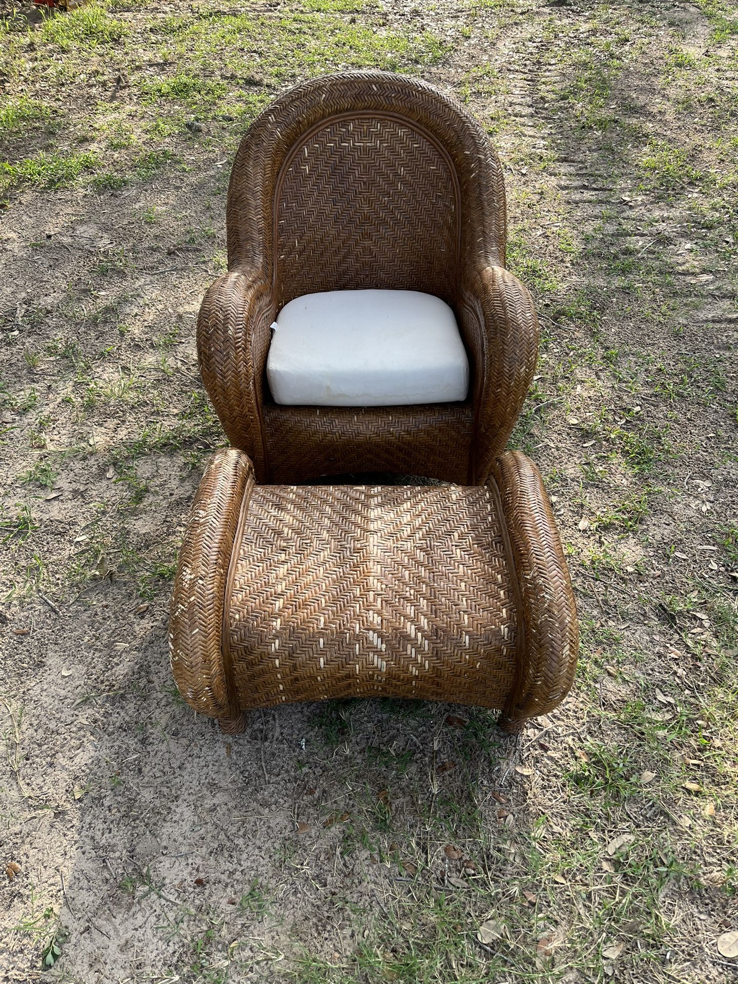 Wicker Chair And Ottoman