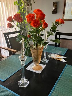 High Top Dining Table, 4 chairs with leaf. Willing to negotiate..