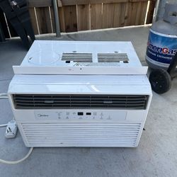 Midea 8,000 BTU 115V Smart Window Air Conditioner with Comfort Sense Remote