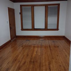 2 Bedroom Apartment Close To South shore Chicago 