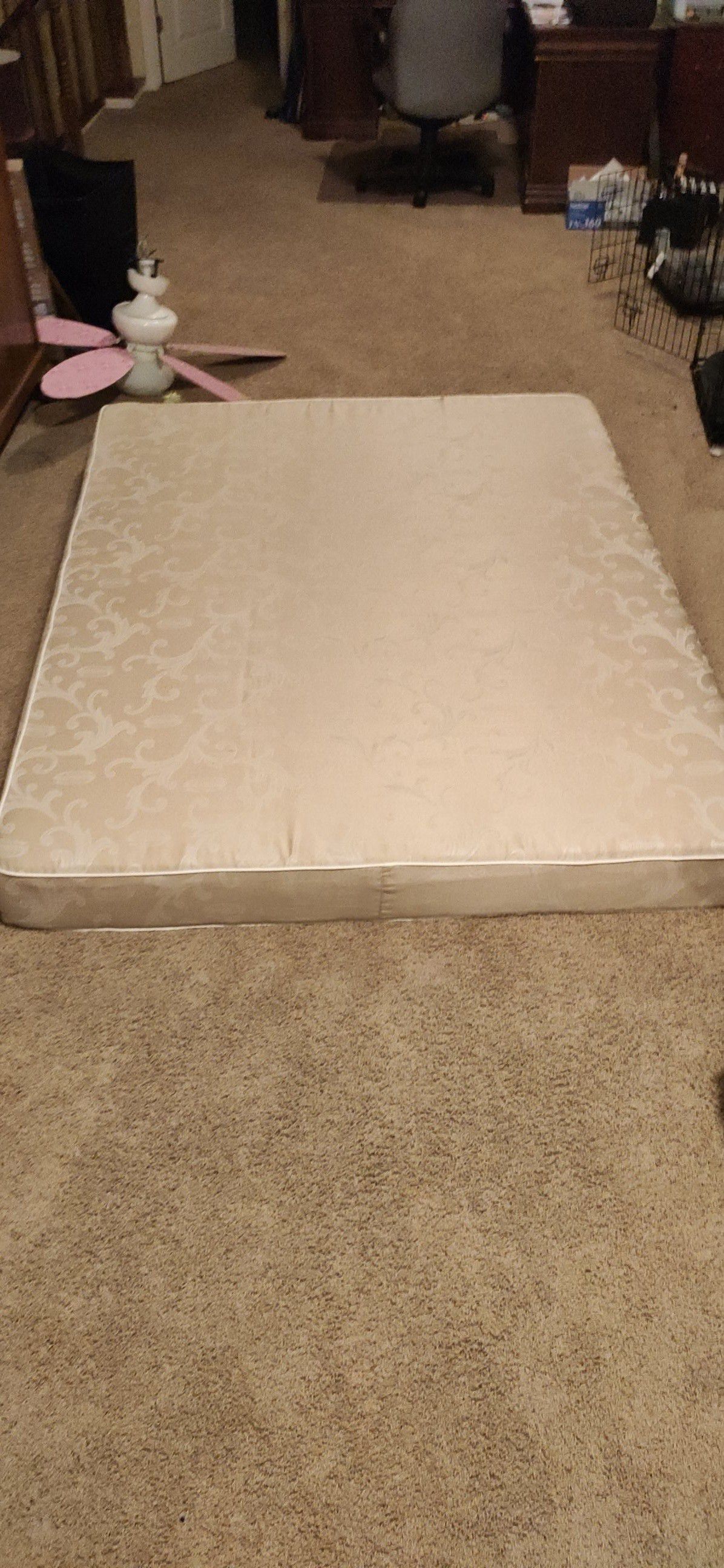 Queen sized mattress for RV or travel trailer