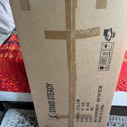 Stand Steady Joy Glass Desk 31”