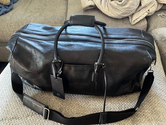 Authentic coach duffel bag in perfect condition