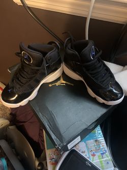 They are basically brand new my son wore them and said they hurt his feet are two wide that’s why I just didn’t change the size that’s not the box for