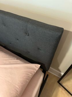 Queen bed without mattress