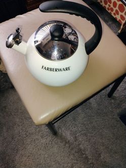 Tea kettle excellent condition pickup only cash