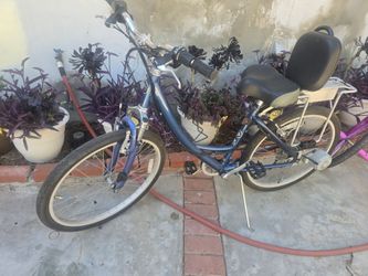 Blue bike good condition hardly rode