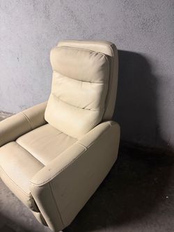 Recliner chair