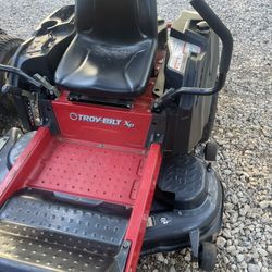 Troy Bilt Zero Turn Mower 50”