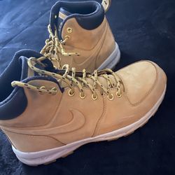 Nike 