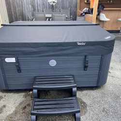 Wellis Hurcules Hot Tub For Sale