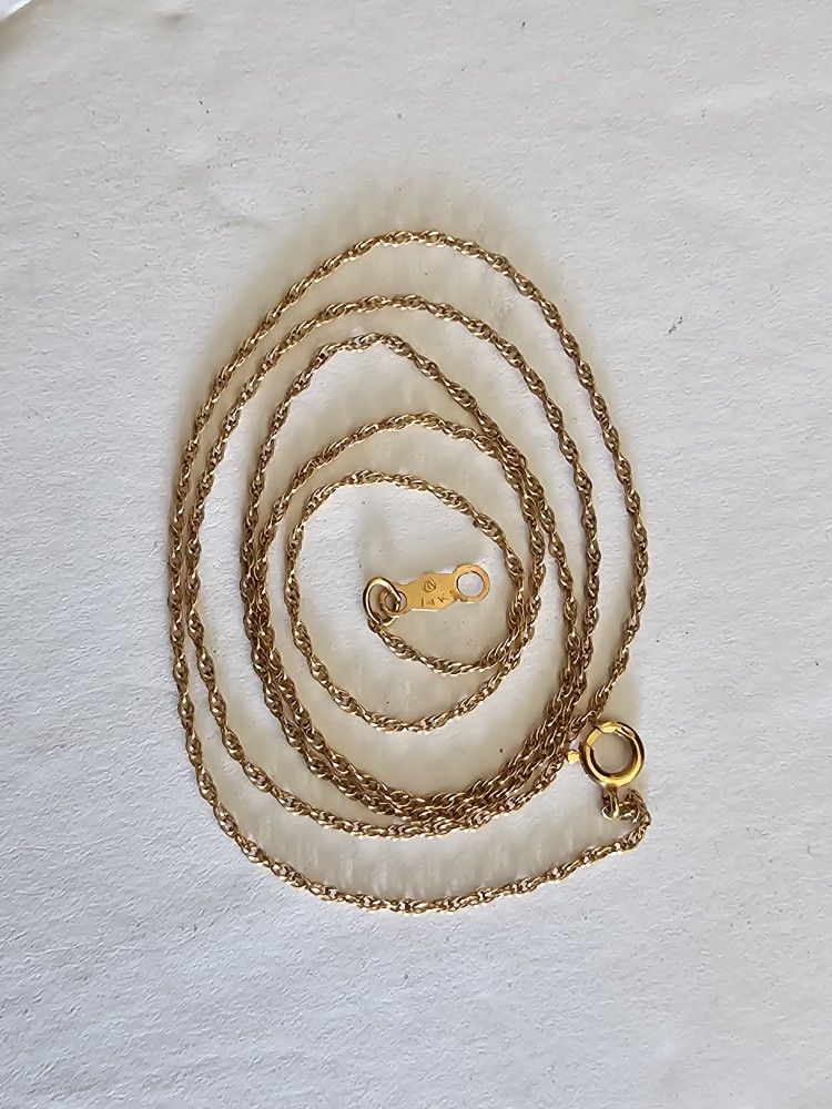 14K Yellow Gold Chain 18"