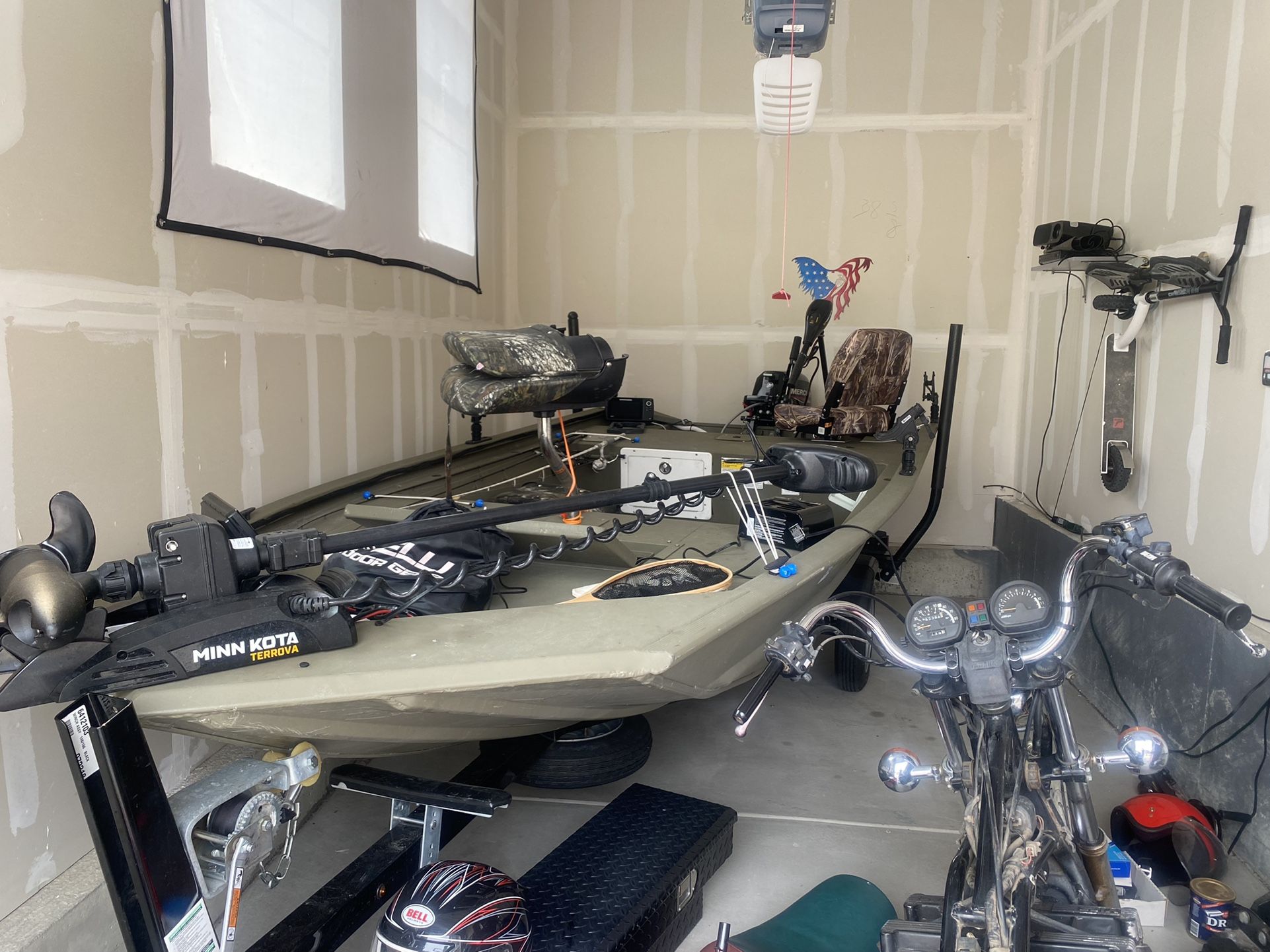 2020 Grizzly 15 Foot Boat
