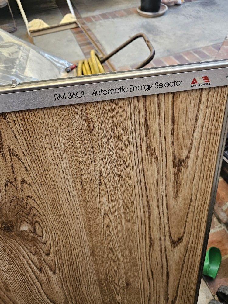 Dometic ROYALE camper Fridge And Freezer  Doors Top And Bottom