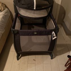 Baby Crib With Bassinet