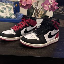 JORDAN 1 RETRO HIGH OG
