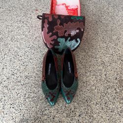 Women’s dress, shoes and handbag