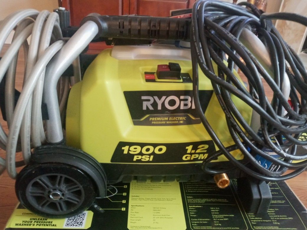 Storage Unit For Sale 16x24 Full Of All Kind Of Stuff for Sale in Grand