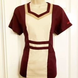 🎉REINA Scrub Top- S