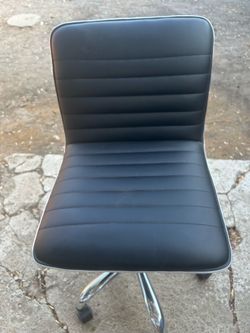 Office Arm Less Chair No Rips No Stains