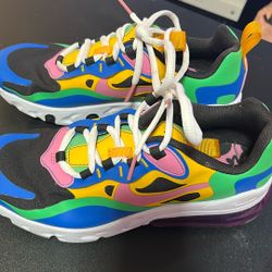 Nike 