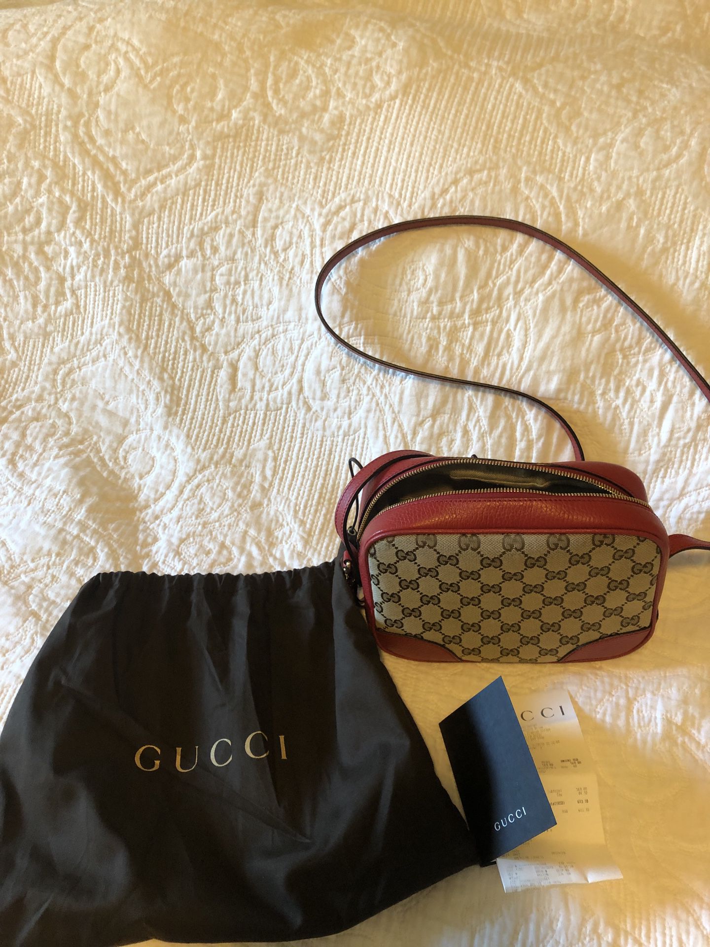 Authentic Gucci Canera Bag with Receipt