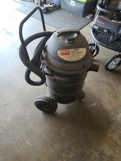 Dayton Wet/Dry Vac 16G