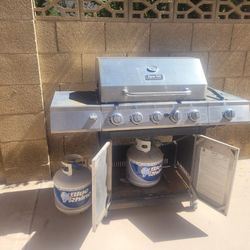 Propane Grill With Propane Tanks