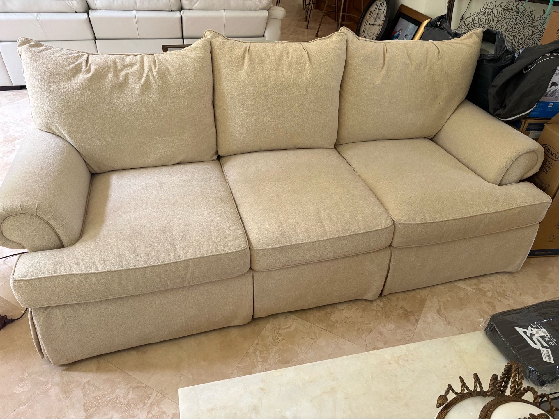 Living room Set - Sofa, Loveseat & Chair