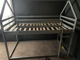 House Shape Twin Size Loft Bed with Slide, Gray - ModernLuxe