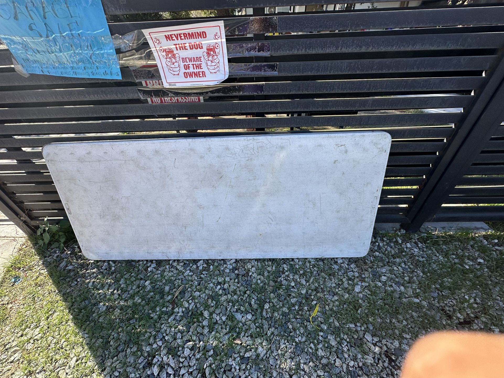 Big Table 6 Ft - The Large One - Good Condition - 50$ Firmed Price