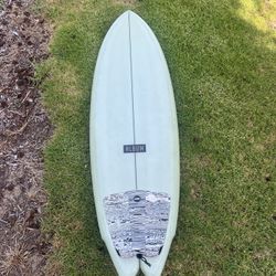 5’9 Album Twinsman Twin Fin – Futures + Endorfins – Super Clean