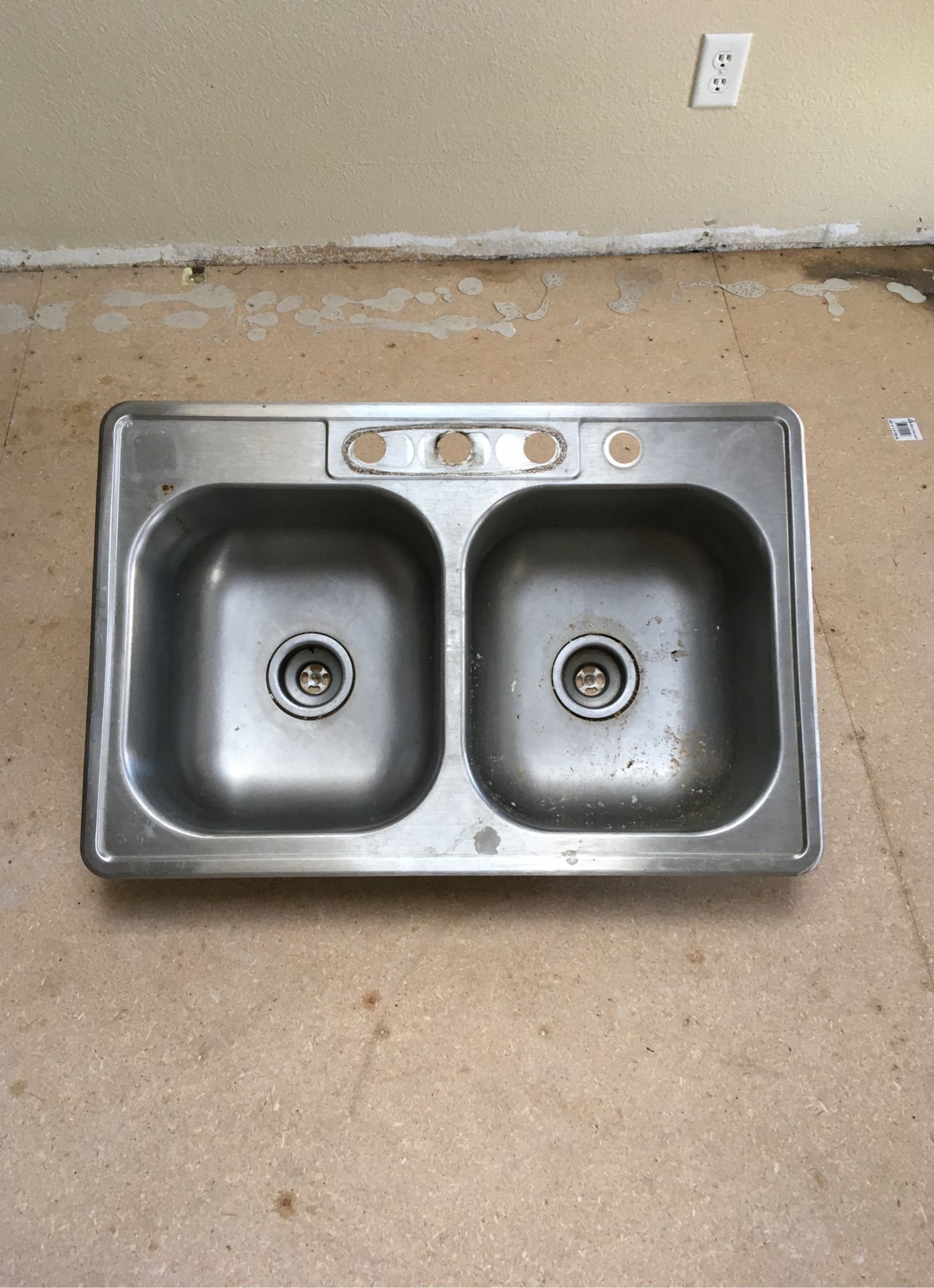 Double Sink with baskets