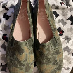 KEDS LOW SLIP-ON FLATS CANVAS CASUAL WOMEN SHOES CAMOUFLAGE NEW size 6 