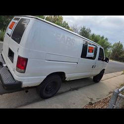 Se Vende Van Ford 1998 