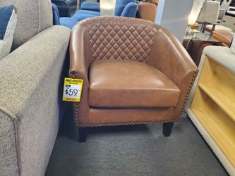 Barrel Accent Chair