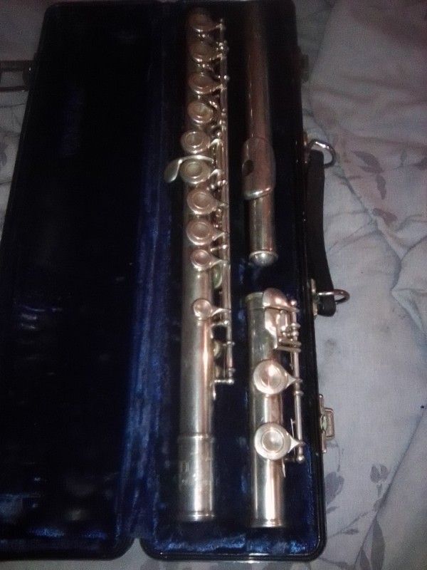 Bundy Flute