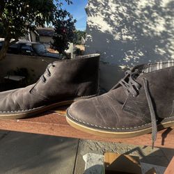 Clark’s Chukka Desert Boots