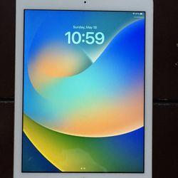 Apple IPad 5th generation   (16GB) White/Rose Gold