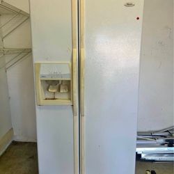 Whirlpool Refrigerator 36’ PICK UP PGA